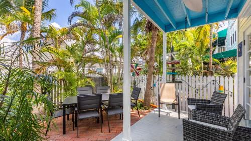 Bahama Village House | Southard Getaway by AvantStay