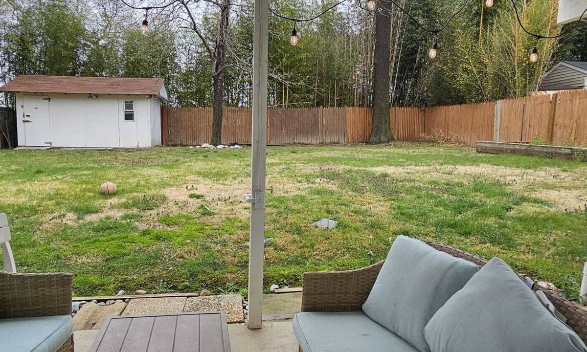Wheaton-Glenmont House | Spacious Family sized Home near Metro Station