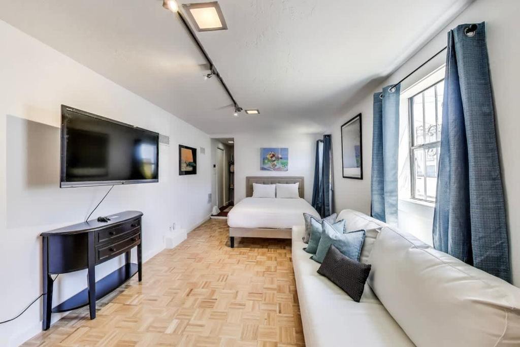 Outer Sunset House | Spacious Studio Near Golden Gate Park