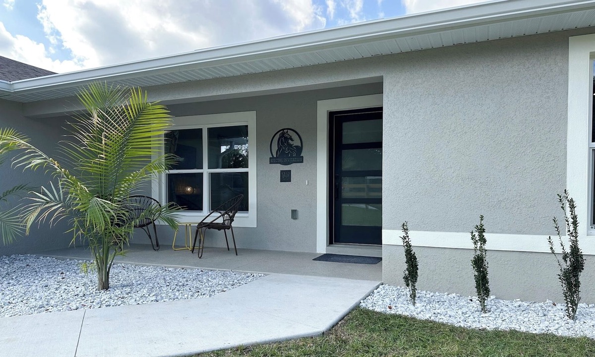 Ocala House | Special Invitation - 2.6 mi to WEC - Pets Welcome
