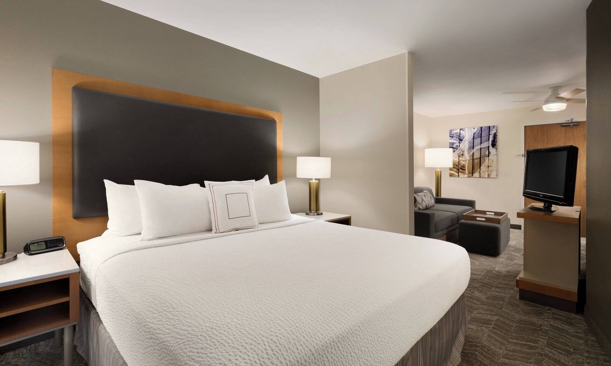 North Mountain Hotel | SpringHill Suites Phoenix North