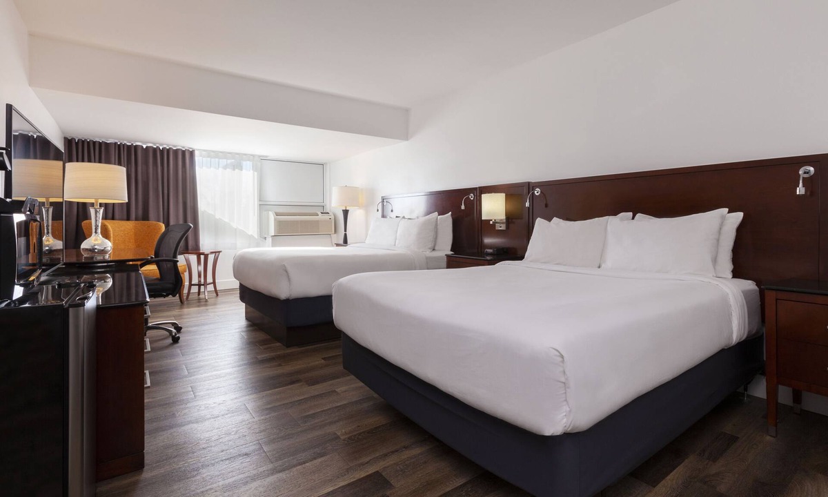 Kingston Hotel | Strata Hotel