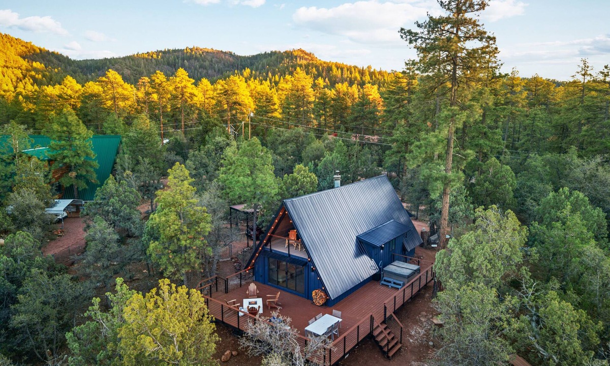 Strawberry Cabin | Strawberry Sky A-Frame Modern Cabin with Huge Deck & Hot Tub