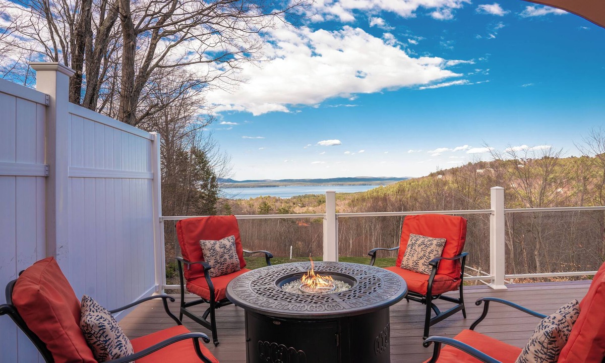 Gilford House | Stunning views and enormous porch! Luxurious 4 bed/4 bath by Winni & Gunstock!