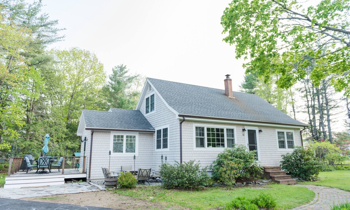 Yarmouth House | Sunny Main house in coastal Maine