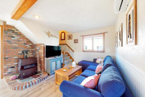 Wareham Center House | Swift Beach House