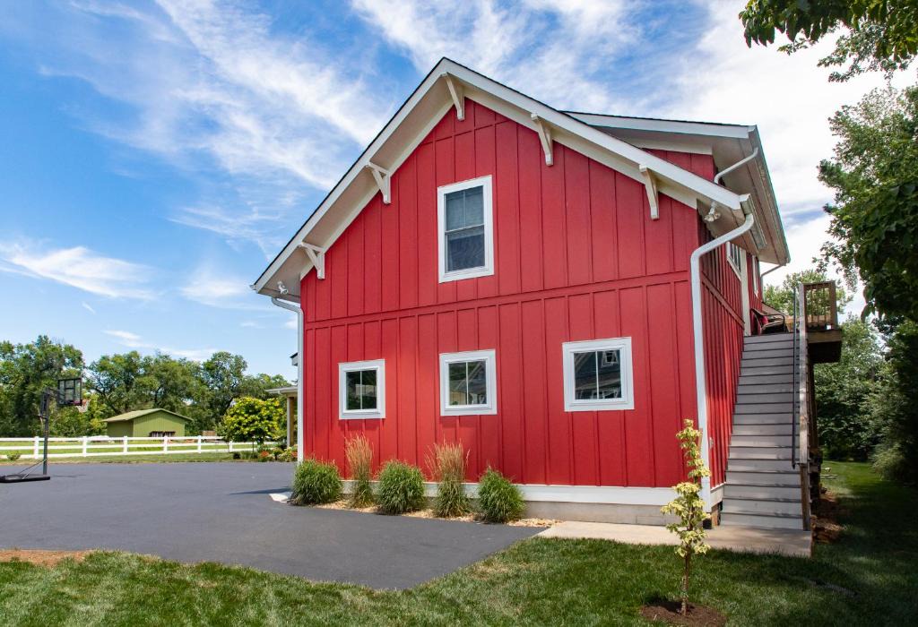 Batesville House | The Barn at Haden