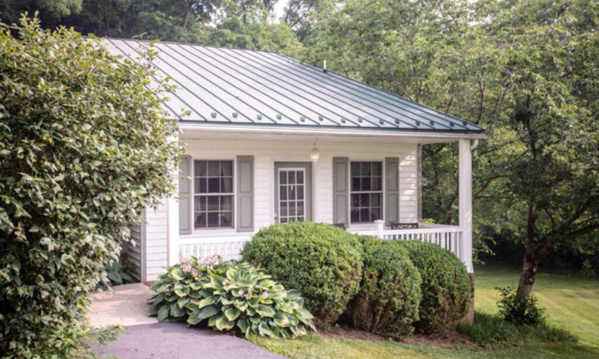 Harrisonburg Cottage | The Clover - Cottage
