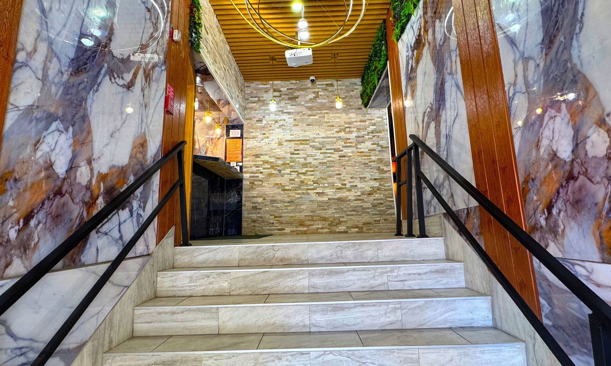 Mount Vernon Hotel | The Mt. Vernon Inn