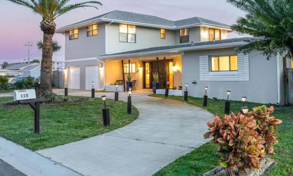 Satellite Beach Villa | TIKI BLUE SOUTH: Walk to Beach + Heated Pool