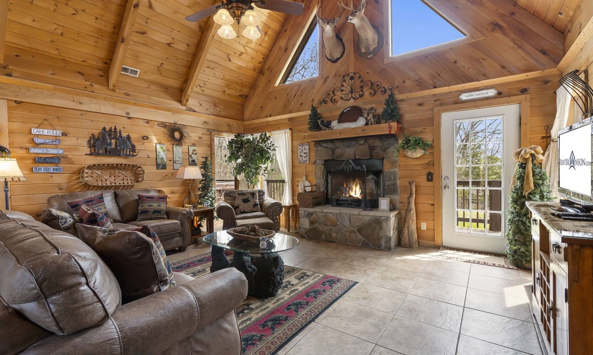 Branson Cedars Cabin | Traditional Log Cabin Near Big Cedar, PVT Fire Pit, Hot Tub, Scenic Woods, Trails End, Free Tickets!