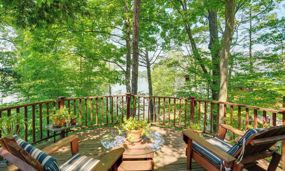 Athens Cabin | Treehouse Sanctuary Nature Retreat