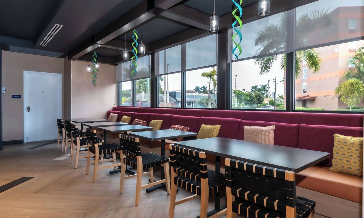 Florida City Hotel | Tru by Hilton Florida City