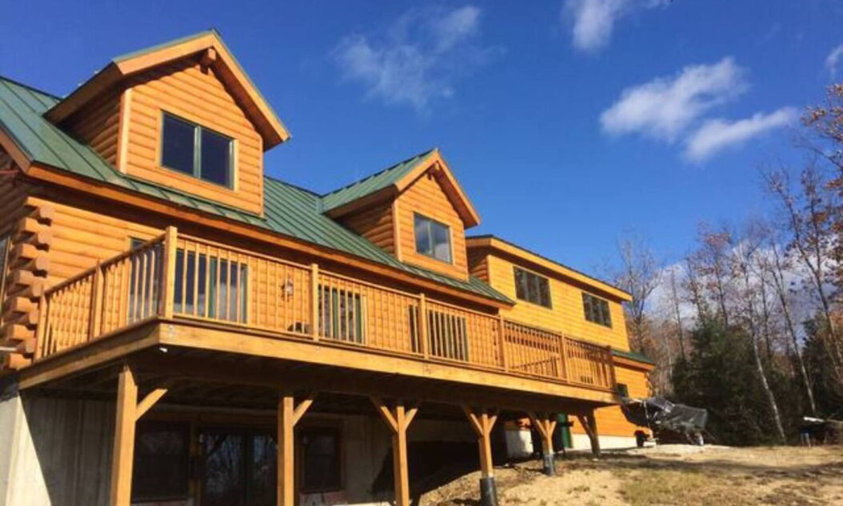Gilead Cabin | Tumble Down 180 Cabin , Great Mountain Views, Close To Skiing, Hiking & Kayaking
