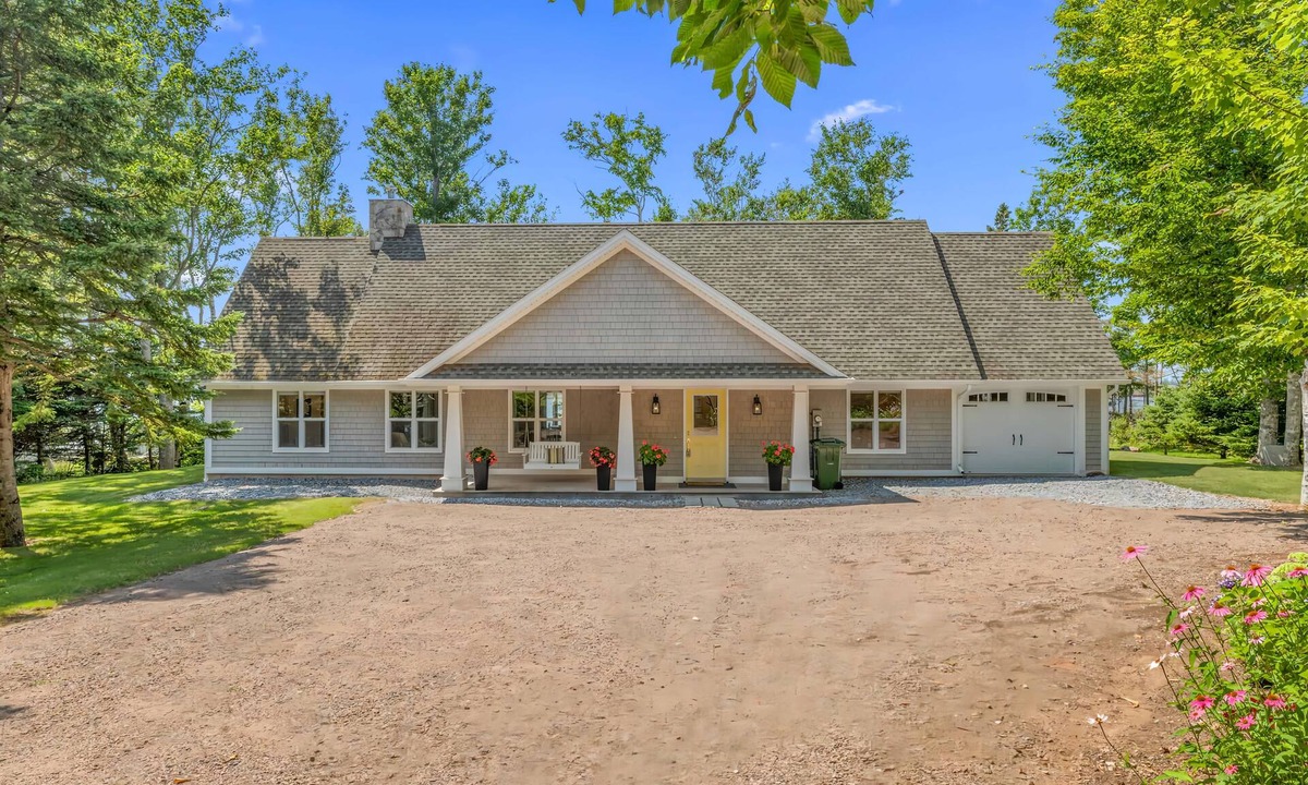 Bayview House | Upscale Cavendish Waterfront Home with Stunning Bay Views and Modern Comfort