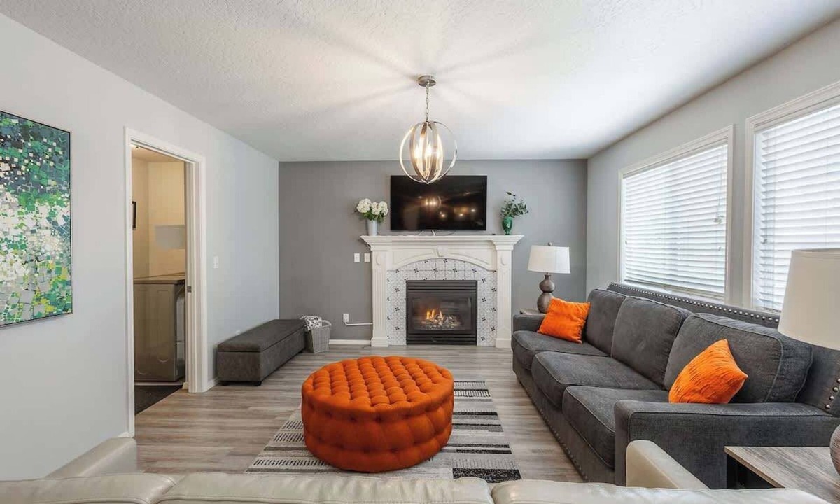 Boise House | Upscale House with Outdoor Seating/Firepit