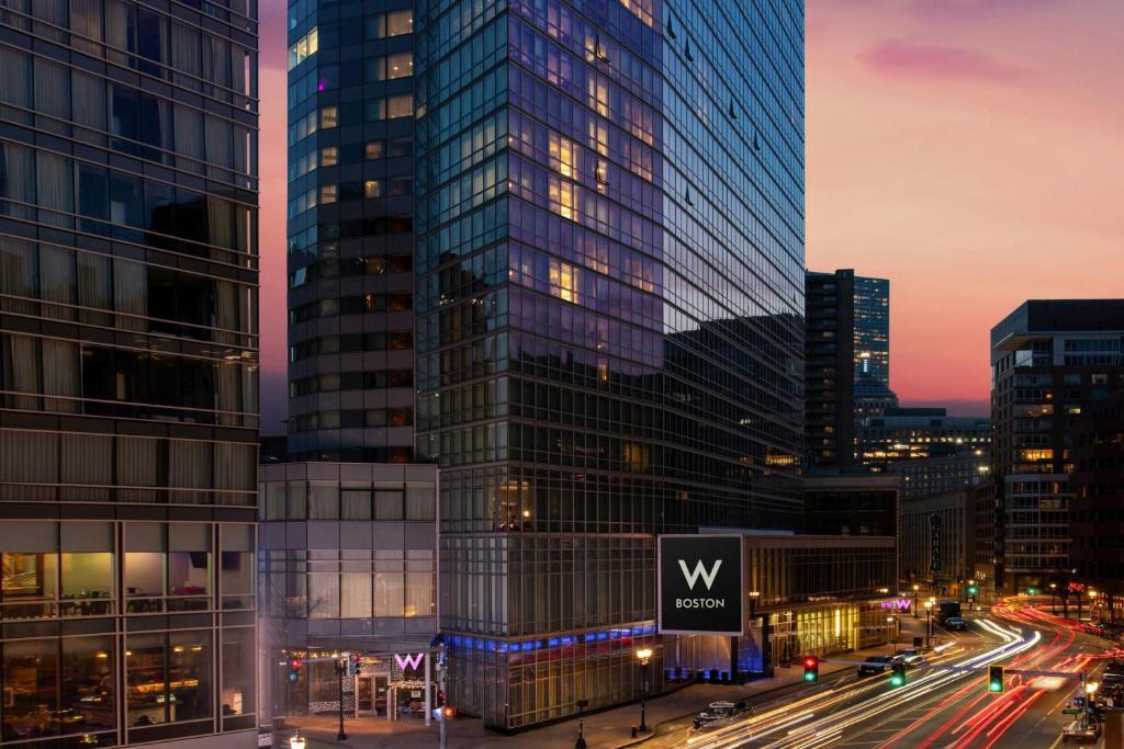 Theatre District Hotel | W Boston