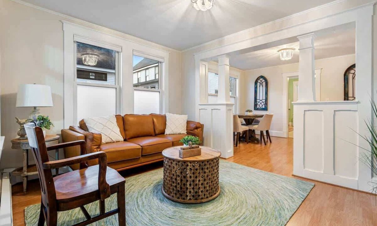 Old Orchard Beach House | Walk to Beach | Patio | Full Kitchen | Parking