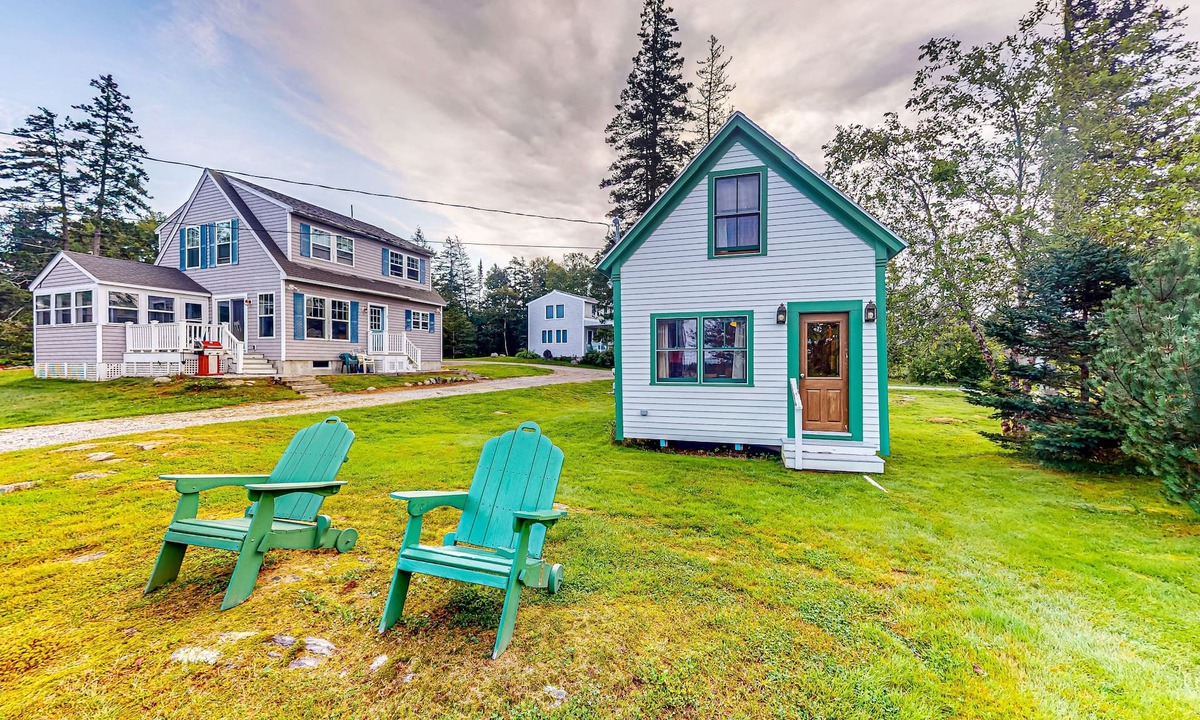 Port Clyde Cottage | Well-equipped cottage with modern touches, WiFi, gas grill, & beautiful views