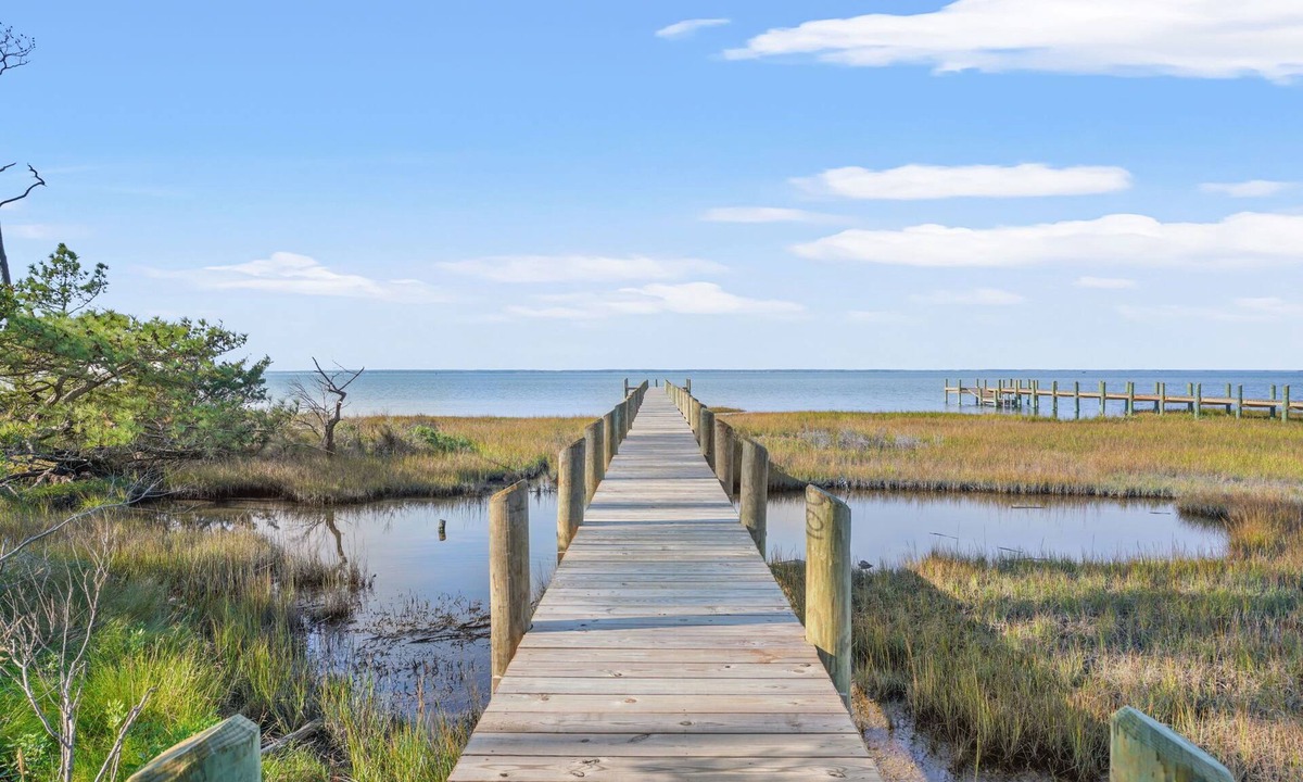 Chincoteague House | Wildcat Retreat | Luxury Bayfront Estate, Private 500' Pier, Dual Kitchens + Pet Friendly