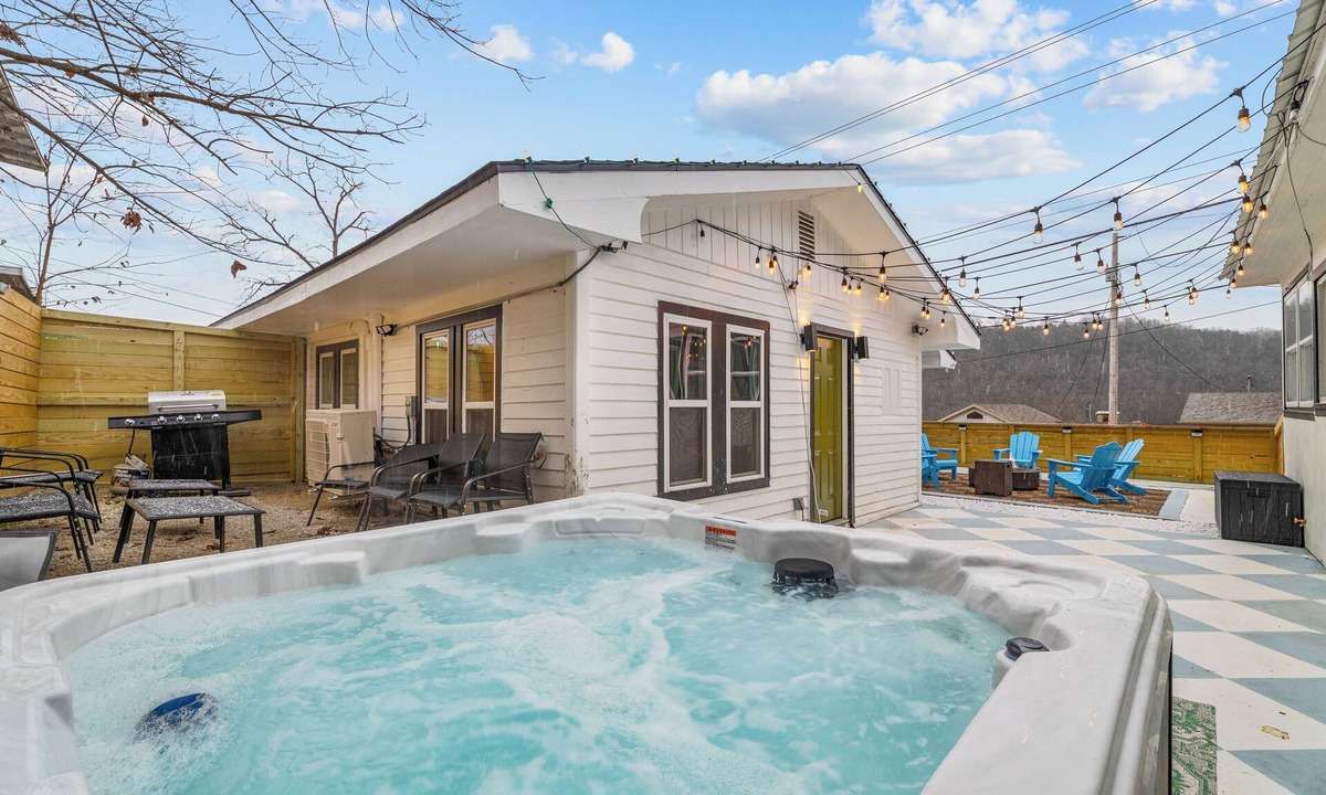 Rockaway Beach House | Wildflower Cottages:3 Rentals, Hot Tub& lake views