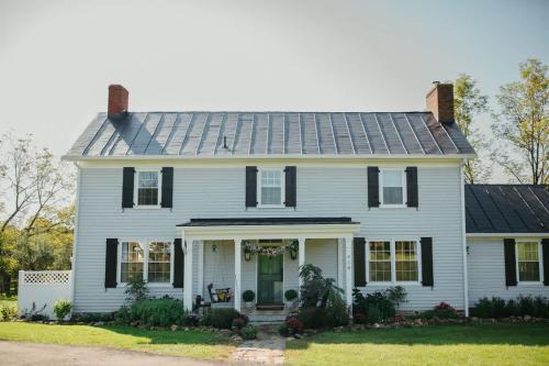 Cedar Mountain House | Wine Country Farmhouse