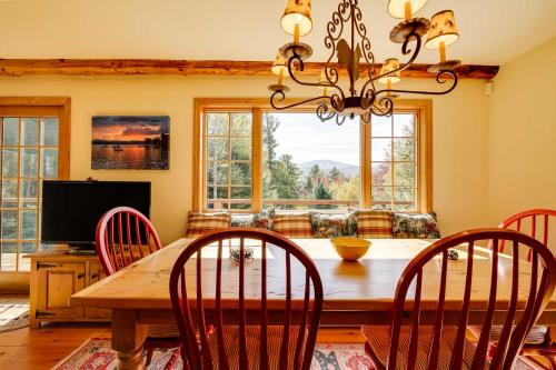Winhall House | Winhall Home w/Deck + Views, 6 Mi to Ski Slopes!