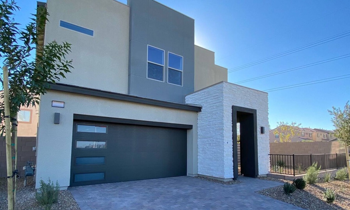 Bard House | Zen Oasis w/ fire pit 🔥 and movie theater 🎥 - 15 min from strip!