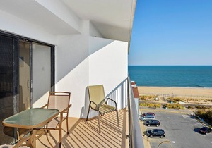LINENS & DAILY ACTIVITIES INCLUDED! OCEANFRONT/BOARDWALK BUILDING W/ROOFTOP POOL Furnished for comfort after a day in the sun. Relax in this 1100 sq ft unit with great southern exposure and lovely ocean views