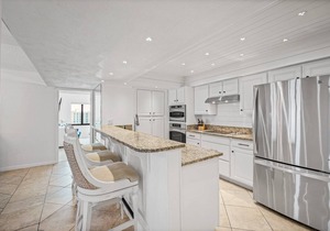 Luxury direct oceanfront 3/3 corner penthouse with heated pool and garage parking