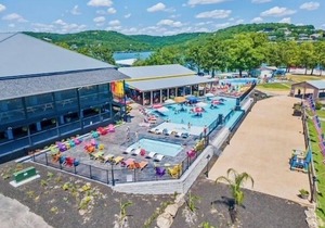Rock Lane 142 lakefront with resort amenities!