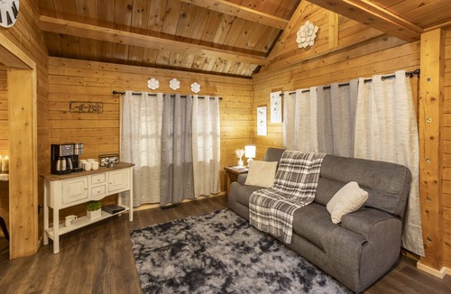 Dillsburg Ski Chalet | 1 Bedroom Chalet on 13 acres for couples to stay and rejuvenate their marriage