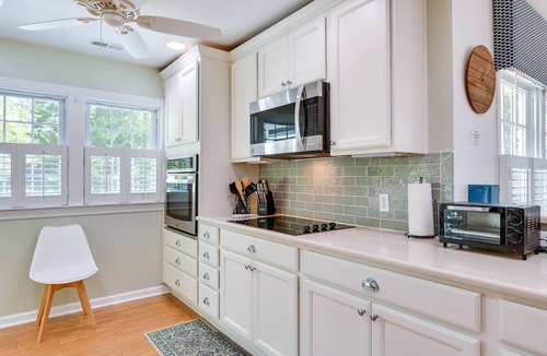 Crofton House | 13 Mi to Annapolis: Dog-Friendly Home w/Fire Pit!