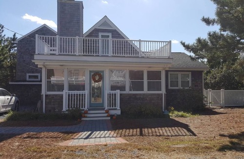 South Bethany Harbor House | 1960 Vintage Beach Cottage, Ocean block