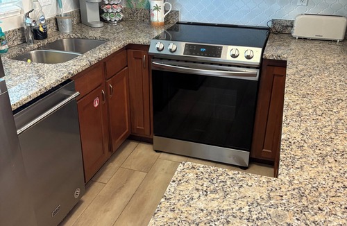 Fort Pierce Shores House | 2-bedroom townhome in awesome Fort Pierce with AC