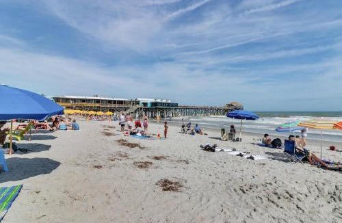 Parsuns To Cocoa Beach House | 2 bedroom Tropical Beach Getaway A