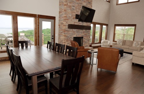 Indian Point House | #2 - Main Level - Antlers Resort 4 Bedroom