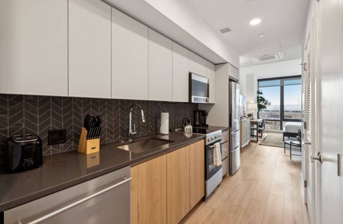 Buzzard Point Hotel | 2 Units | Modern Comforts w/Kitchen, In-Unit Laundry | Ideal for Extended Stay