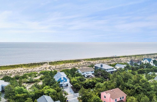Broadkill Beach House | 2024 S Bayshore Dr. - Bayfront Pet Friendly Home with amazing water views in a peaceful setting.