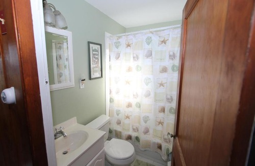 Sagamore Beach House | 233 Phillips Rd