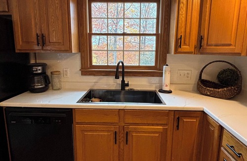 Millinocket House | 3-bedroom house in tranquil Millinocket