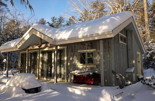 Rindge Ski Chalet | 3 Cabins with Sauna on Lake Monomonac by Mount Monadnock