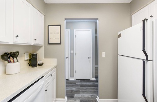 Table Rock Condo | 3 Pools, Year Round Indoor pool and Hot tub, Gorgeous and Fun/10th Tee, WALK IN