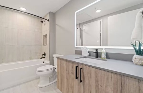 Navy Yard Apartment | 3 Units | Capitol Hill Proximity | DC Stay with Modern Style & Rooftop Views