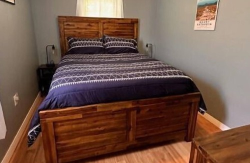 Sherman Station House | 30 Minutes from Baxter State Park. Cozy home located minutes from the ITS trails