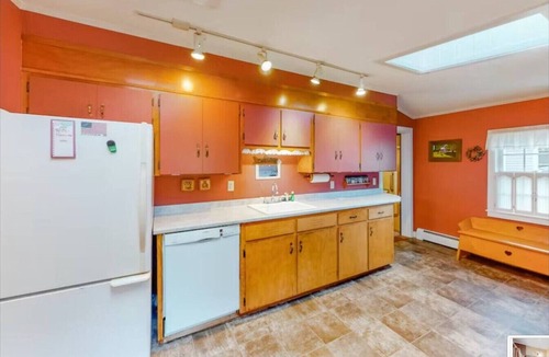 Seal Harbor House | 3BR- Walk or Bike to Acadia! [Carpenters Quarters]
