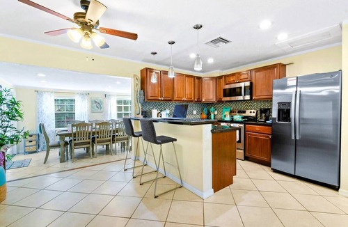 Palm Beach Gardens House | 4 BR | 2 KING BEDS | PRIVATE GUEST SUITE | FREE HEATED POOL | NEAR BEACHES, WATERPARK & PGA