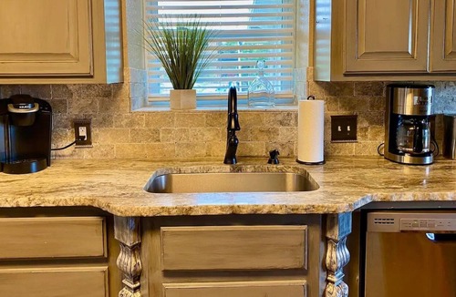 Hoyt House | 4BR Lakefront Home w/ a view! -Sleeps 9