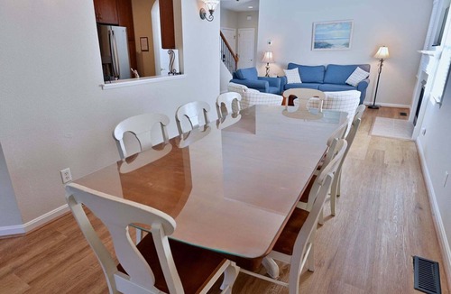 The Commons House | 5 BR Amazing Luxury House at Bayside Resort Close to Pools * Sleeps 12 * New Listing *