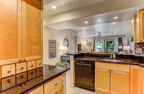 American Beach Apartment | 507 Sailmaker Condo